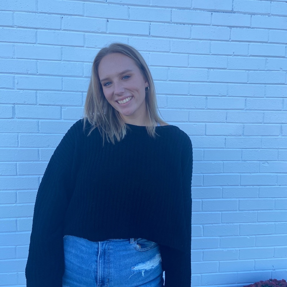 Meet your Posher, Chloe